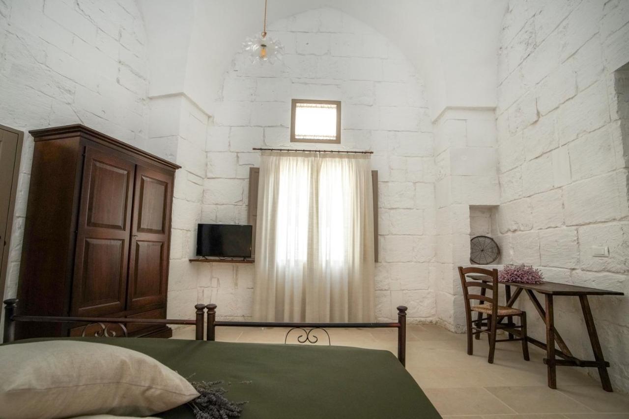 Casa Frea Dimora Storica Bed & Breakfast Мартано Екстериор снимка