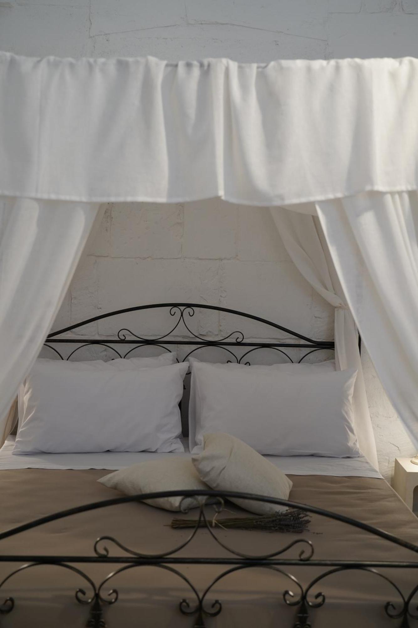 Casa Frea Dimora Storica Bed & Breakfast Мартано Екстериор снимка